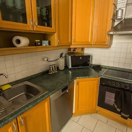 City Center Classic Apartment *